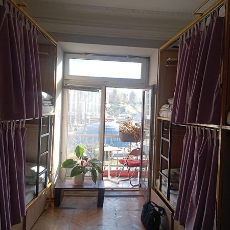 Булгакоff Hostel Kiev Luaran gambar