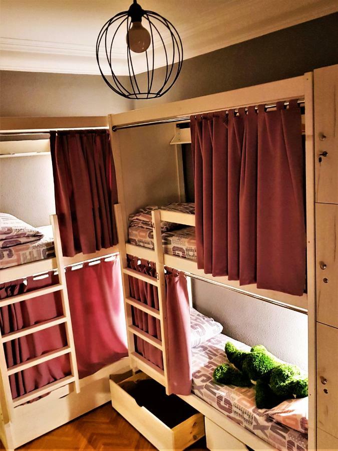 Булгакоff Hostel Kiev Luaran gambar