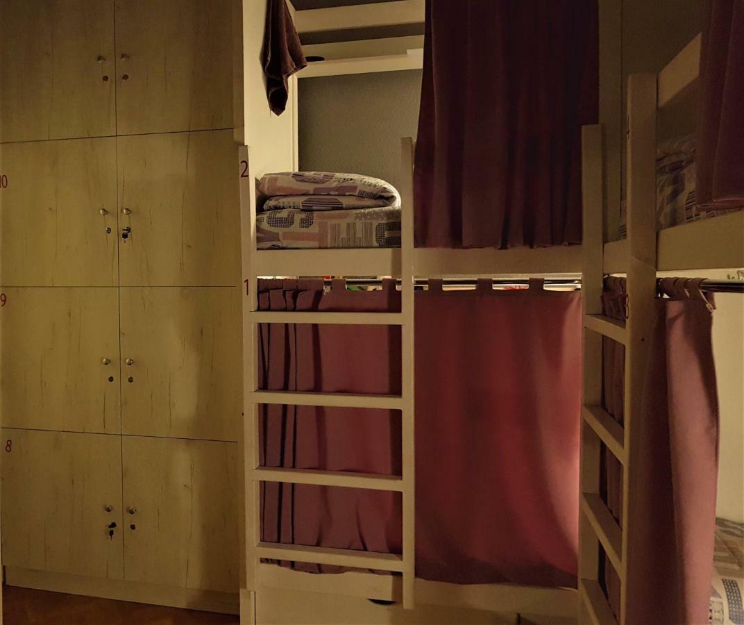 Булгакоff Hostel Kiev Luaran gambar
